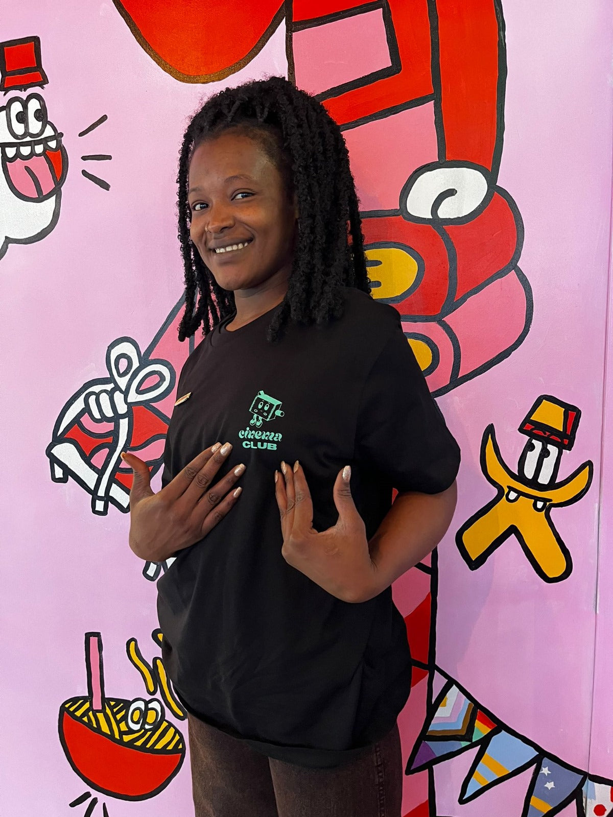 Cinema Club T-Shirt (zwart)