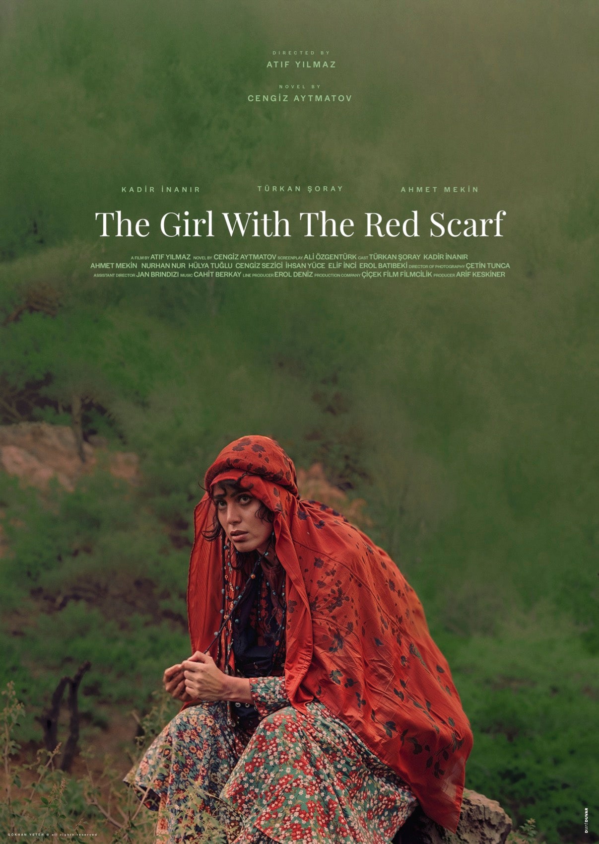 Filmposter - The Girl With The Red Scarf